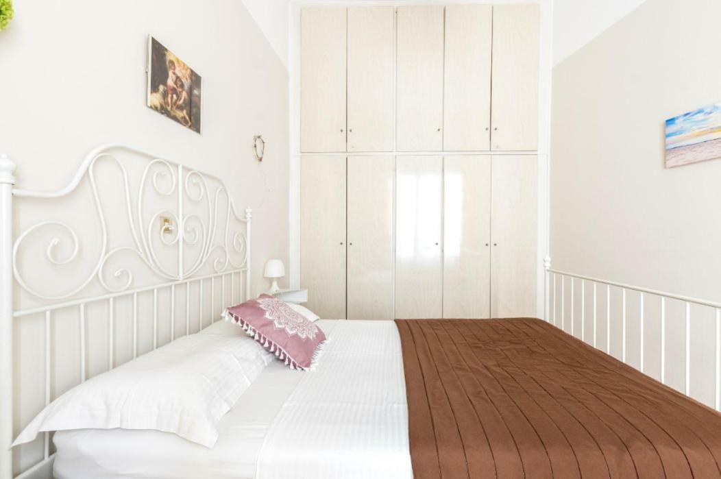 Beautiful Appartment Under Akropolis! Atenas Exterior foto